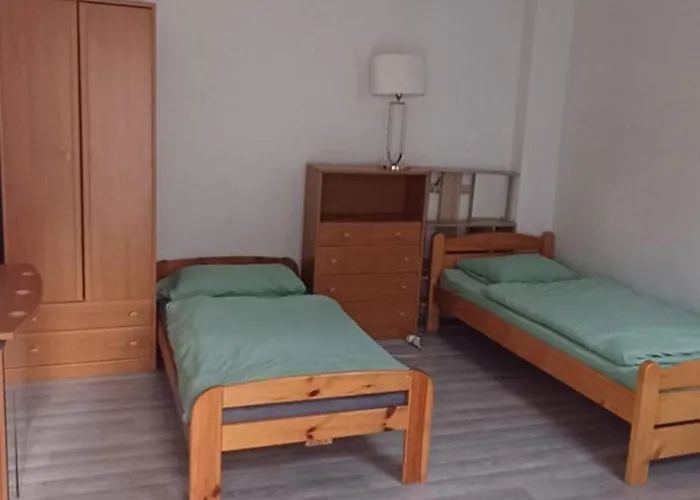 Dom V Centre Piestan *